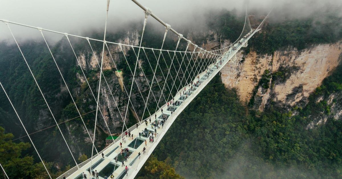 Longest Glass Bridge Worlds Highest And Longest Glass Bridge In China